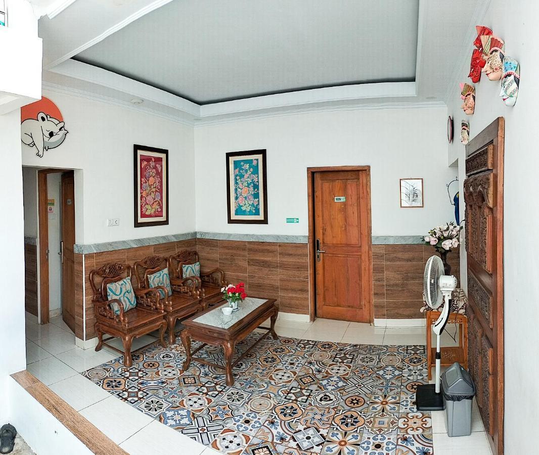 The Cabin Purwokinanti Hotel Yogyakarta Extérieur photo